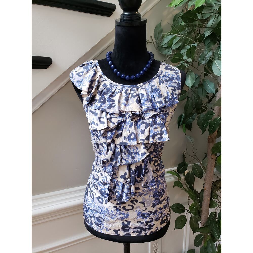 CAbi Blouse Top Womens XS White Animal Print Cascade‎ Ruffle Sleeveless Pullover